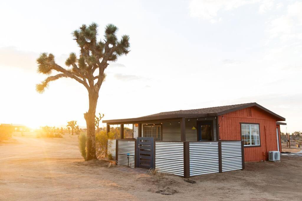 Cryptic Cabin-Tranquil Bohemian Getaway W/Hot Tub Yucca Valley Εξωτερικό φωτογραφία