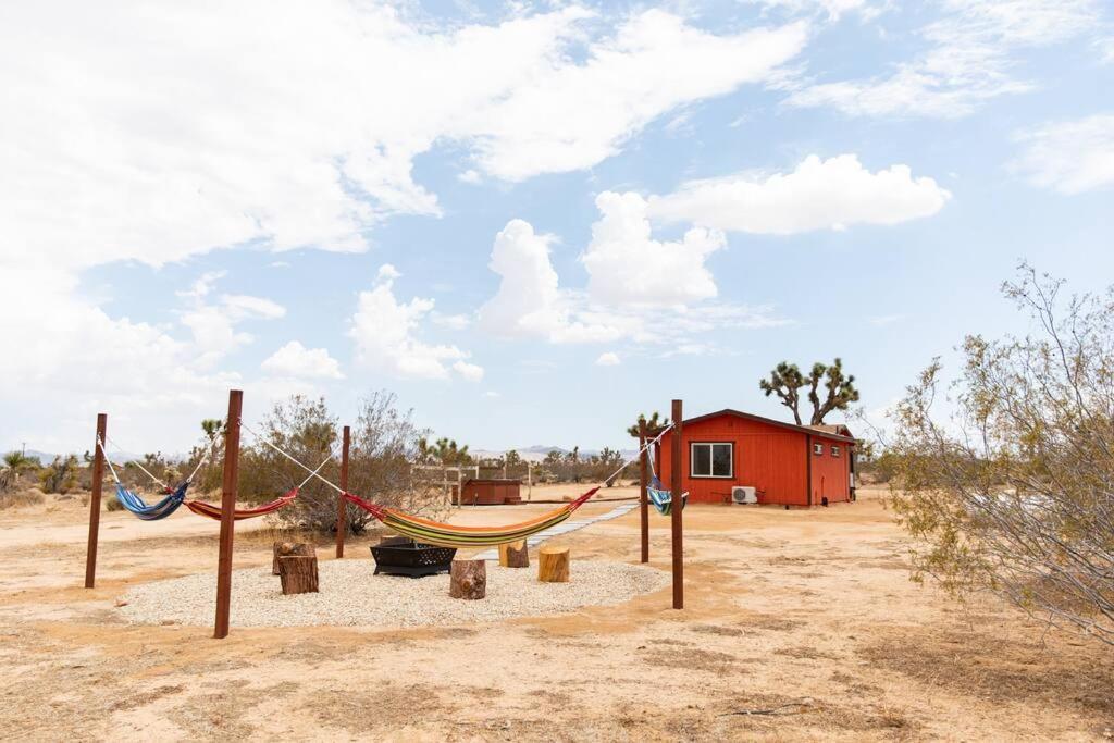 Cryptic Cabin-Tranquil Bohemian Getaway W/Hot Tub Yucca Valley Εξωτερικό φωτογραφία