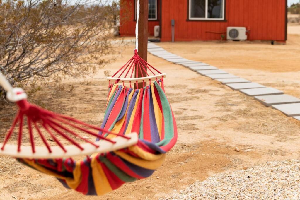 Cryptic Cabin-Tranquil Bohemian Getaway W/Hot Tub Yucca Valley Εξωτερικό φωτογραφία